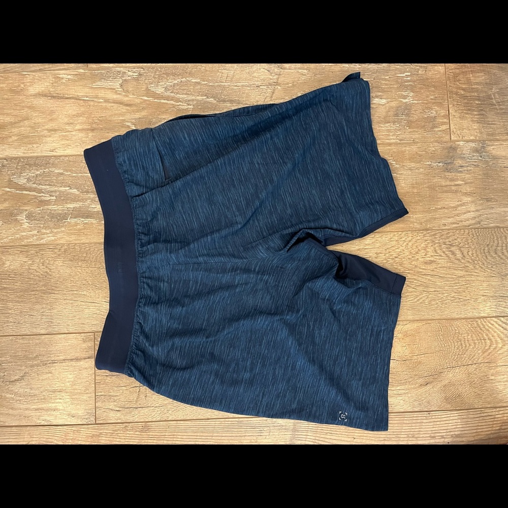 Lulu Lemon T.H.E. Linerless Short 9"